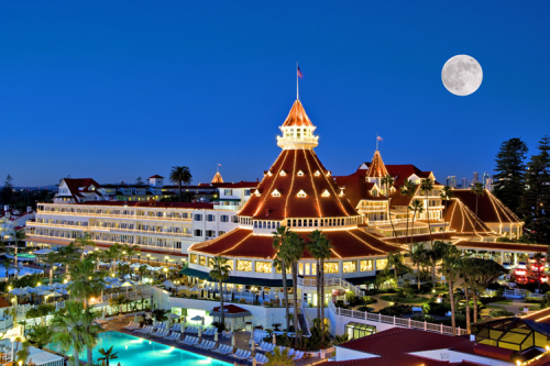 Coronado-night-with-moon jb